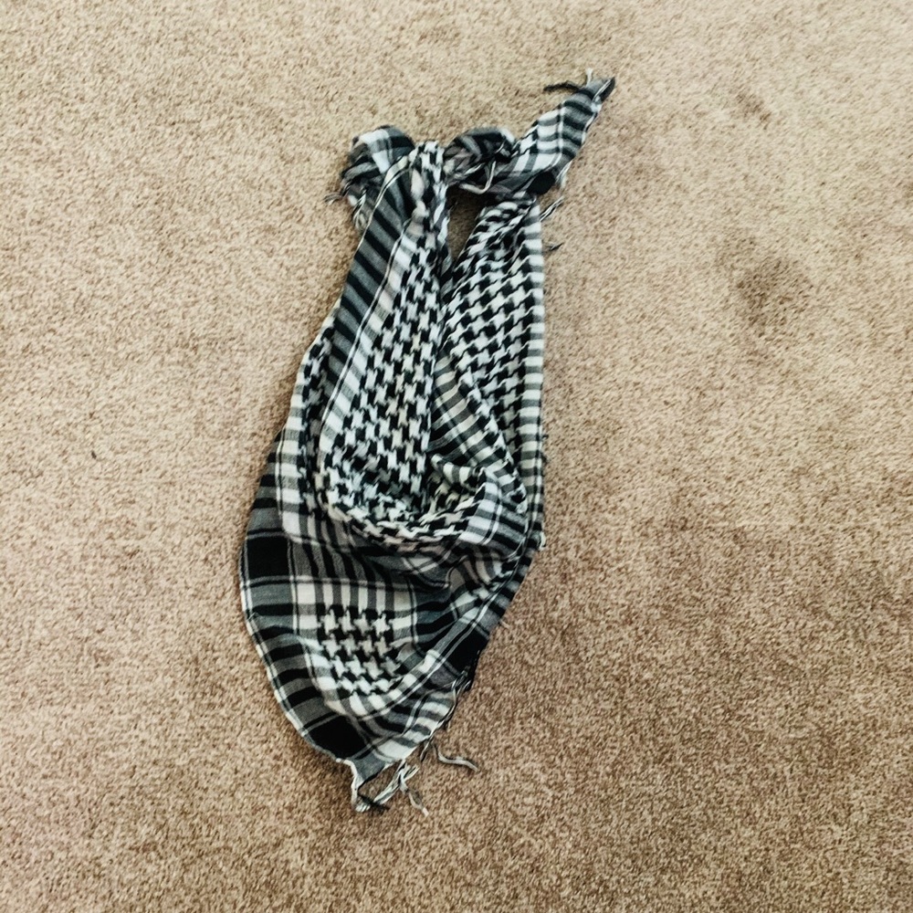 Plaid scarf